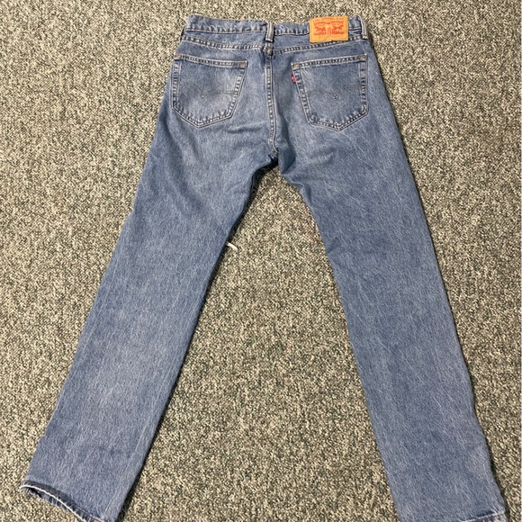 SOLD Levis 501’s - Picture 6 of 6